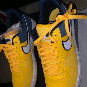 Custom Nike Air Force 1